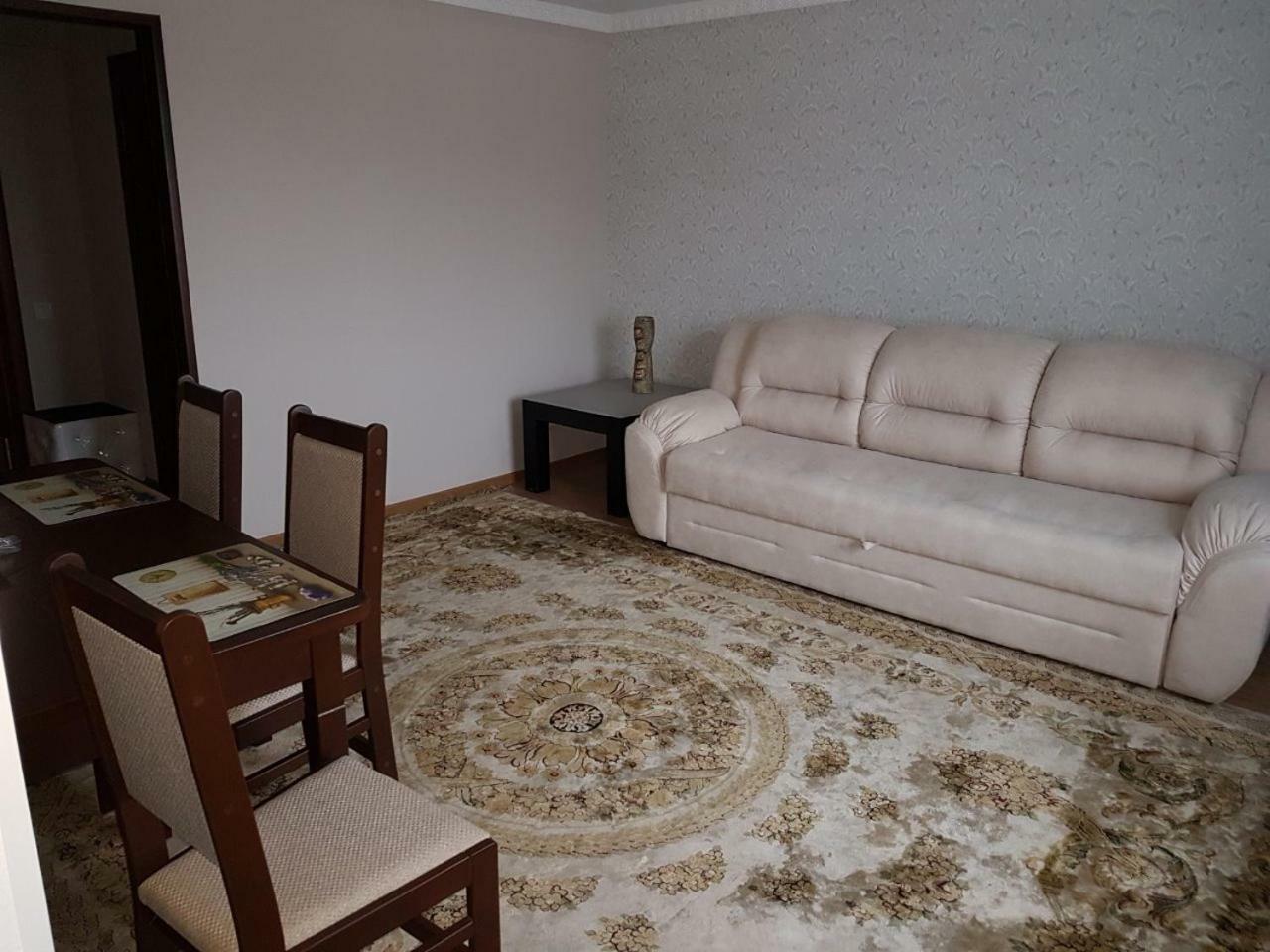 Готель Біля Фонтану Vinnicja Kültér fotó